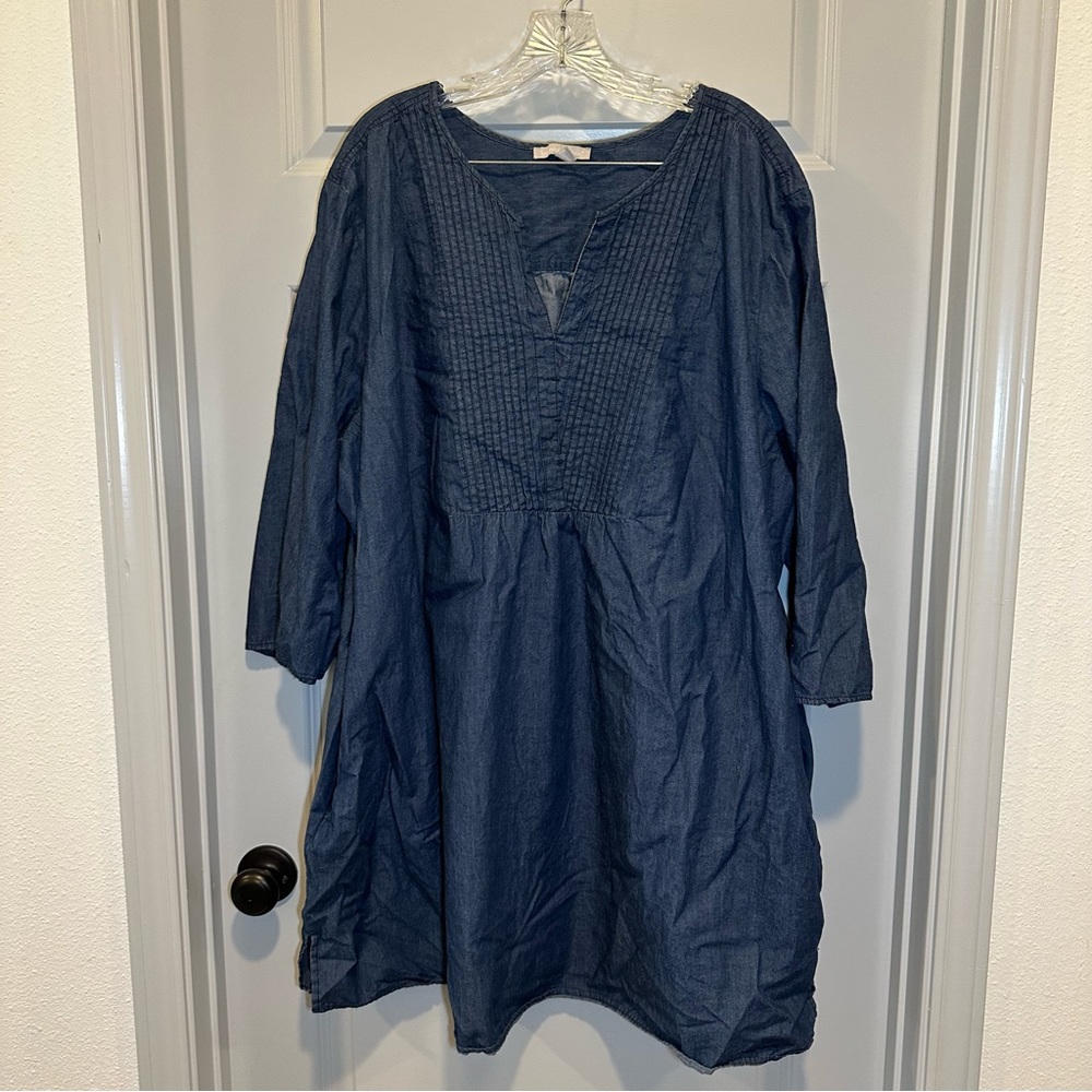 Woman Within Blue Chambray 3/4 Sleeve Pintuck tunic size 30/32